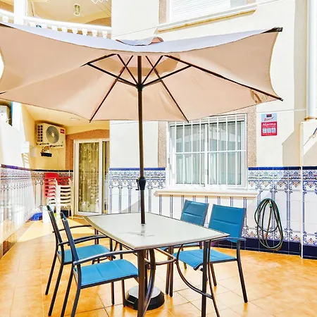 Gorgeous Vacation Apartment In Torrevieja With Big Terrace And Beach Proximity * Torrevieja