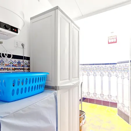 Apartment Gorgeous Vacation Apartment In Torrevieja With Big Terrace And Beach Proximity
